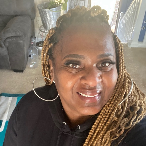 Meet your Posher, Deanna - Picture 6 of 6